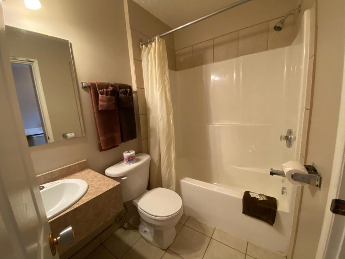 Drayton Valley Aspen Motor Inn מראה חיצוני תמונה