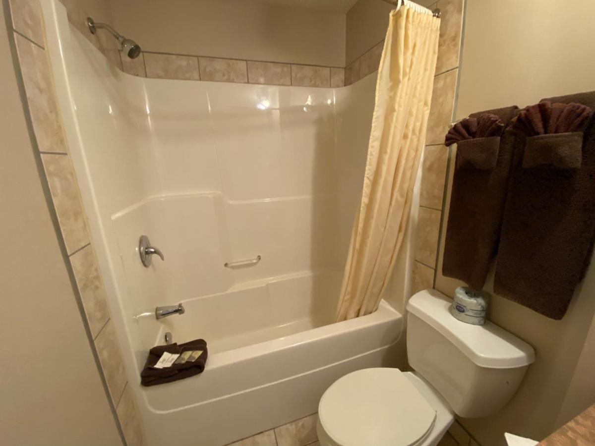 Drayton Valley Aspen Motor Inn מראה חיצוני תמונה