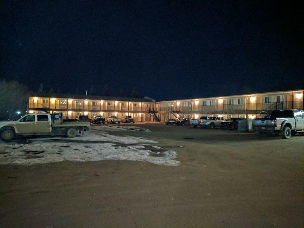 Drayton Valley Aspen Motor Inn מראה חיצוני תמונה